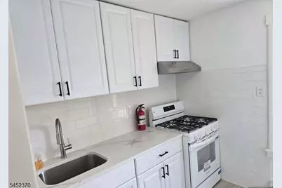 125 Dalton St, Roselle Park, NJ 07204 - Photo 20