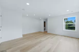 126 Fieldstone Dr, Springfield, NJ 07081 - Photo 24