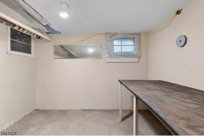 239 17th Ave, Paterson, NJ 07504 - Photo 28