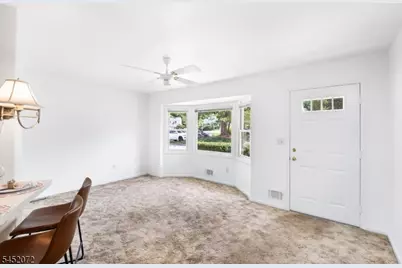 79 Carriage Ln, Sparta Township, NJ 07871 - Photo 10