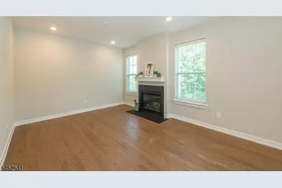 68 Sowers Dr, Mount Olive, NJ 07840 - Photo 10