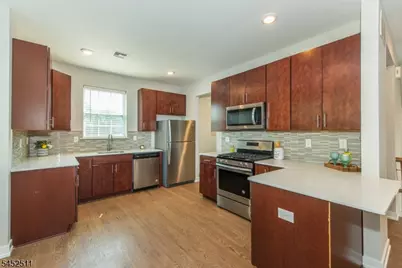 68 Sowers Dr, Mount Olive, NJ 07840 - Photo 4