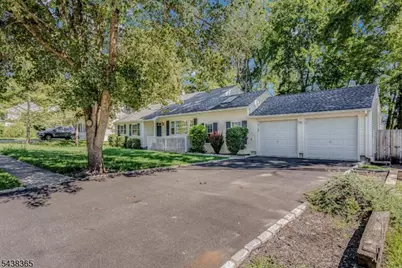 77 Pine St, Newton, NJ 07860 - Photo 2