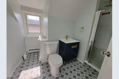 141 Mahar Ave, Clifton, NJ 07011 - Photo 4