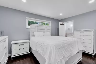21 John Pl, Cedar Grove, NJ 07009 - Photo 20