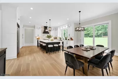 237 Mountainside Rd, Mendham Township, NJ 07945 - Photo 12