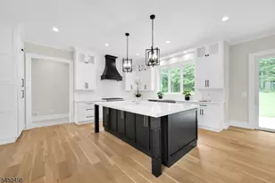 237 Mountainside Rd, Mendham Township, NJ 07945 - Photo 14