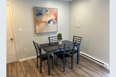 15 Seymour Ave #1B, Newark, NJ 07108 - Photo 4
