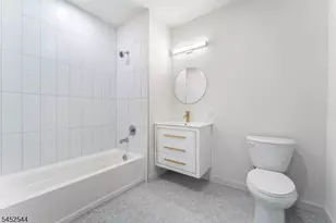 55 Washington St, East Orange, NJ 07017 - Photo 8