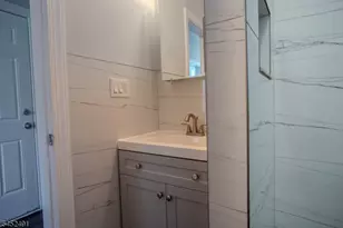 126 Wade St, Jersey City, NJ 07305 - Photo 22