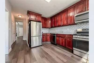 126 Wade St, Jersey City, NJ 07305 - Photo 12