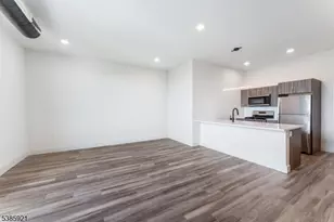 55 Washington St, East Orange, NJ 07017 - Photo 4