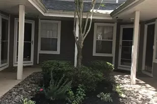 1387 York St, Mahwah, NJ 07430 - Photo 2