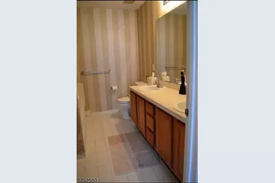 124 Wallace Ct #701, Green Brook Township, NJ 08812 - Photo 20