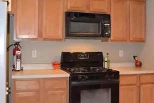 124 Wallace Ct, Green Brook Township, NJ 08812 - Photo 10