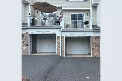 124 Wallace Ct #701, Green Brook Township, NJ 08812 - Photo 2