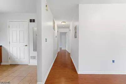 179 Roseland Ave #7, Caldwell, NJ 07006 - Photo 8