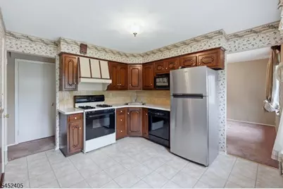 111 Primrose Dr, New Providence, NJ 07974 - Photo 14