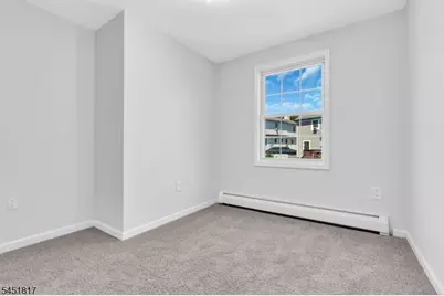 81 Crane St, Newark, NJ 07104 - Photo 20