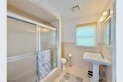 106 Walker Rd, West Orange Township, NJ 07052 - Photo 16