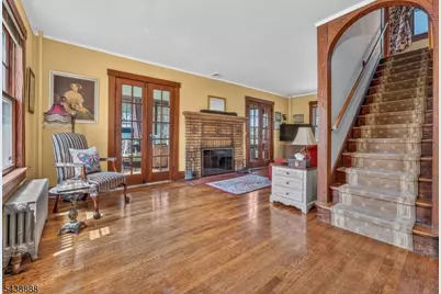 31 Frederick St, Morristown, NJ 07960 - Photo 6