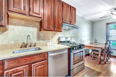 2 Colonial Ct, High Bridge, NJ 08829 - Photo 2