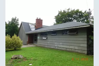 211 Pickle Rd, Washington Township, NJ 07830 - Photo 4