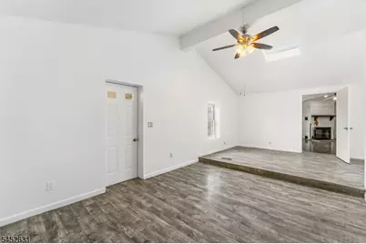 28 Butler St, Clifton, NJ 07011 - Photo 6