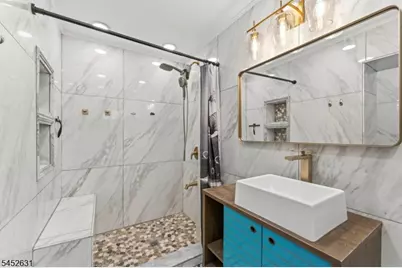 28 Butler St, Clifton, NJ 07011 - Photo 4