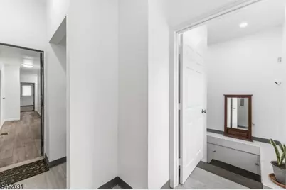 28 Butler St, Clifton, NJ 07011 - Photo 14