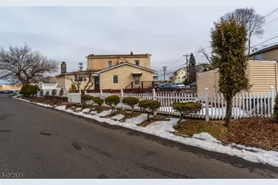 28 Butler St, Clifton, NJ 07011 - Photo 24