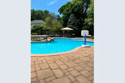 19 Hunterdon Pl, West Milford, NJ 07480 - Photo 2