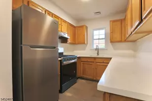 586 15th Ave, Newark, NJ 07103 - Photo 10