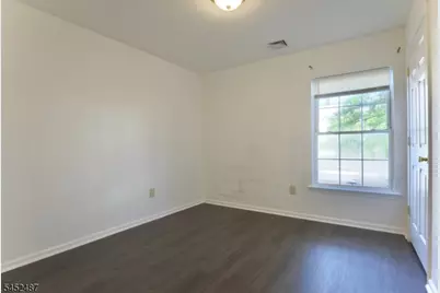 586 15th Ave, Newark, NJ 07103 - Photo 6