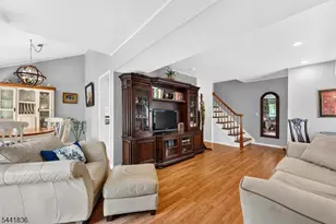 3411 Richmond Ct, Hillsborough Township, NJ 08844 - Photo 10