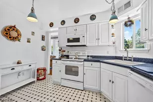 3411 Richmond Ct, Hillsborough Township, NJ 08844 - Photo 2