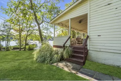 22 Ithanell Rd, Hopatcong, NJ 07843 - Photo 8