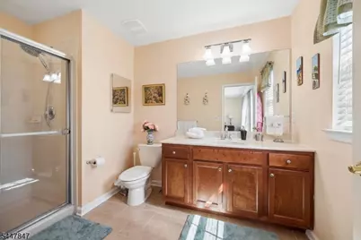 8 Hopkinson Ln, Franklin Township, NJ 08873 - Photo 24