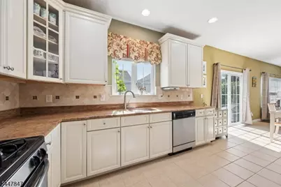 8 Hopkinson Ln, Franklin Township, NJ 08873 - Photo 8