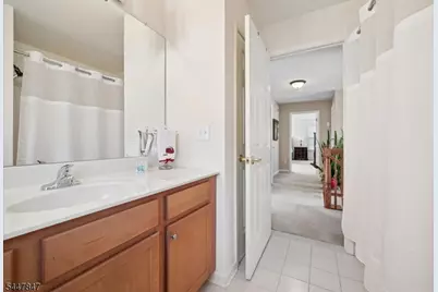 8 Hopkinson Ln, Franklin Township, NJ 08873 - Photo 28