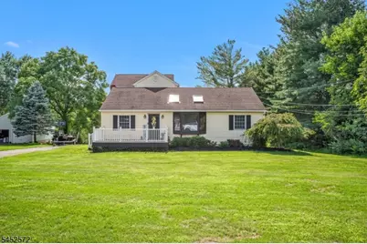 5 Millbrook Rd, Raritan Township, NJ 08822 - Photo 1