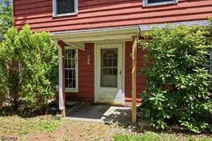 71 Center St, West Milford, NJ 07480 - Photo 4