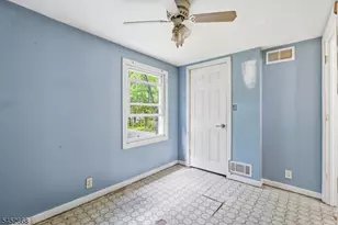 71 Center St, West Milford, NJ 07480 - Photo 24