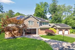 14 Waughaw Rd, Montville Township, NJ 07082 - Photo 2