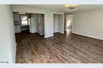 34 Wagner Pl #2, Hawthorne, NJ 07506 - Photo 4