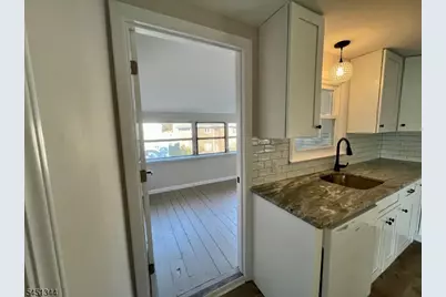34 Wagner Pl #2, Hawthorne, NJ 07506 - Photo 8