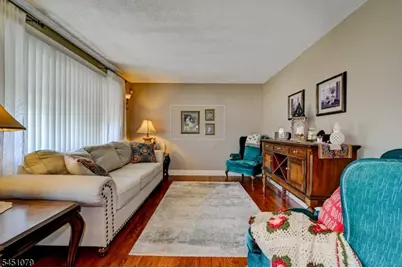 115 Olive Ave, Pompton Lakes, NJ 07442 - Photo 6