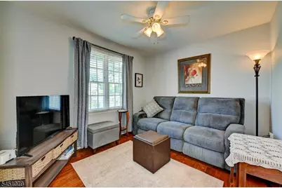115 Olive Ave, Pompton Lakes, NJ 07442 - Photo 20