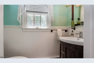 37 Keilana Dr, Wayne, NJ 07470 - Photo 22