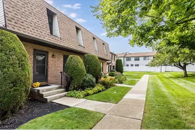157 Cynthia Dr, Mansfield Township, NJ 07840 - Photo 2